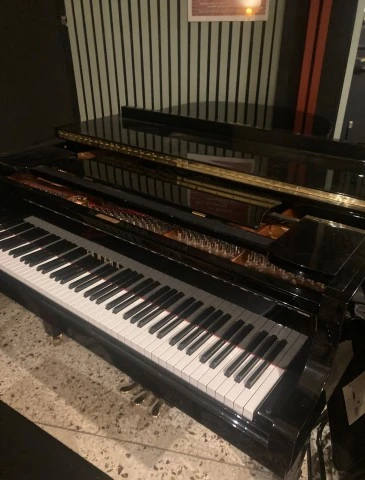 YAMAHA G3 Grand Piano