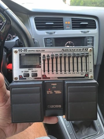 Boss EQ 20