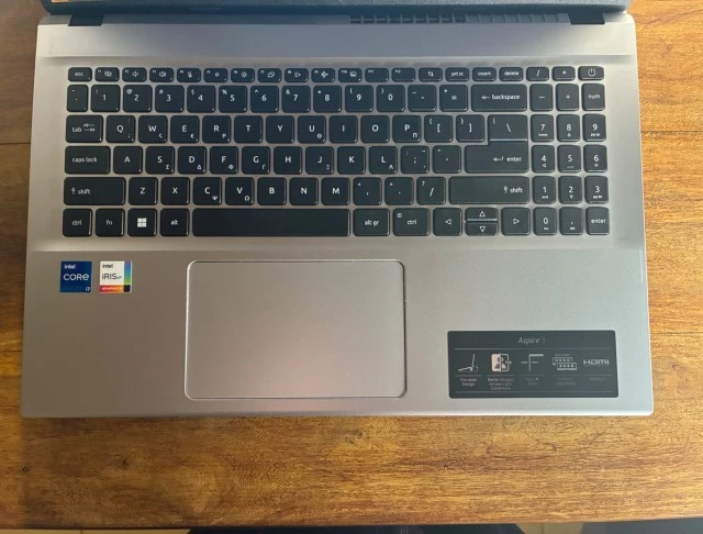 Acer Aspire 3 (i7/16GB/512GB)