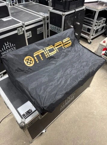 Midas M32 mixing console