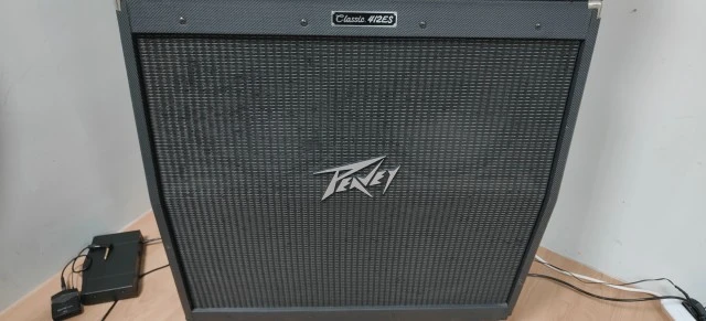 EVH 5150  +  Peavey 4X12 CABINET 