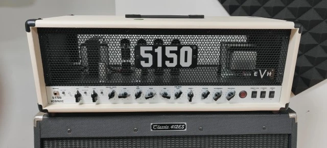 EVH 5150  +  Peavey 4X12 CABINET 