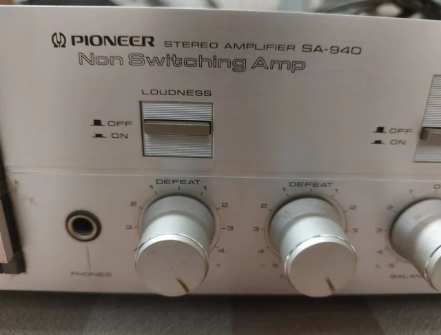 Pioneer stereo amplifier SA940