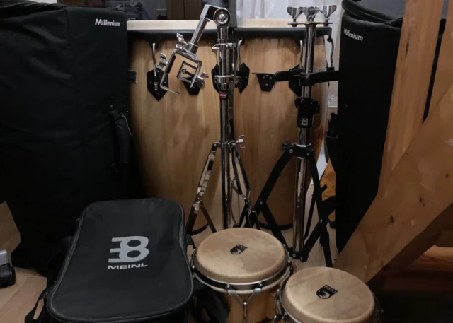Toca Traditional Series Bongos + Gibraltar + Meinl 