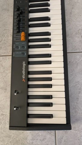 Studiologic Numa Compact 2X