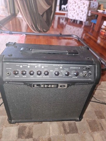 Ενισχυτης κιθαρας Line 6 spider IV 15W