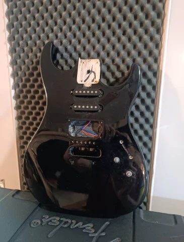 Washburn σώμα κιθάρας 