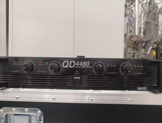 Ενισχυτής inter m qd4480 πακέτο με 4 ηχε
