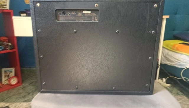 Vox VT20X Amp + Vox Footswitch Pedal