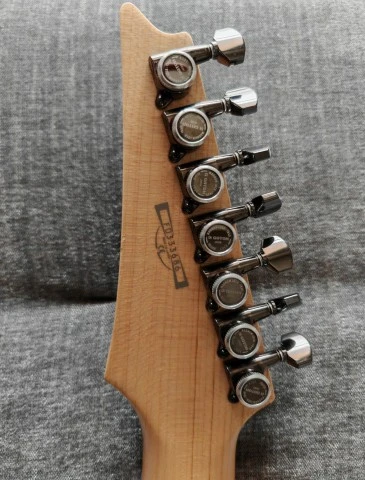 Ibanez RG2077XL 27" 