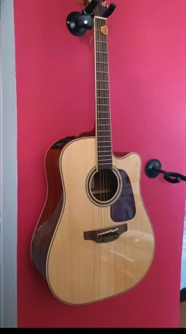 Takamine P4DC