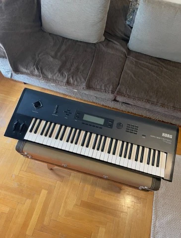 Korg Wavestation 