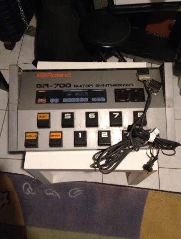 Roland G707 Guitar & GR700 Guitar