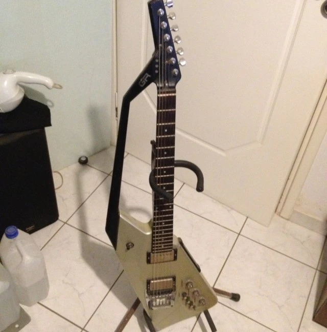 Roland G707 Guitar & GR700 Guitar