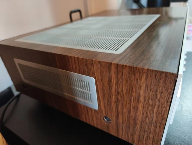 Yamaha CR-1040
