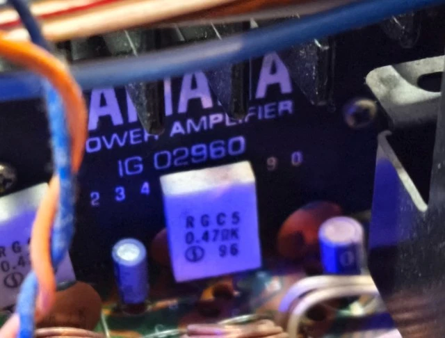 Yamaha CR-1040