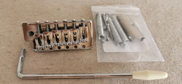 Tremolo bridge