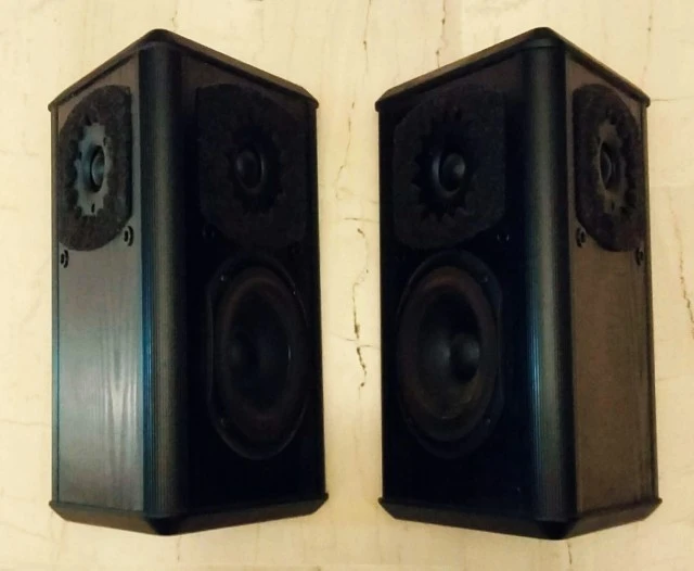 Roister Prisma Mini D – Ζεύγος Surround 