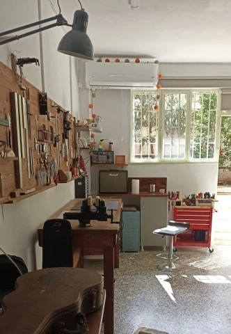 Kouman Guitar Workshop