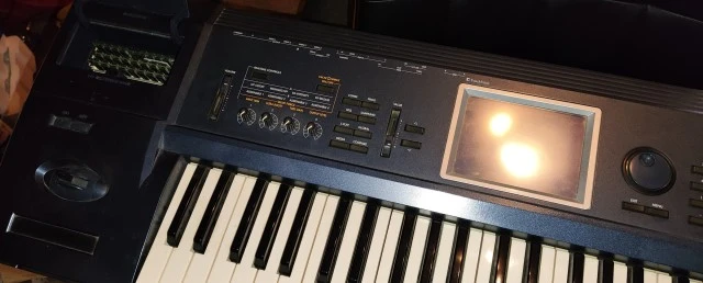 Korg Triton Extreme 61 MOSS