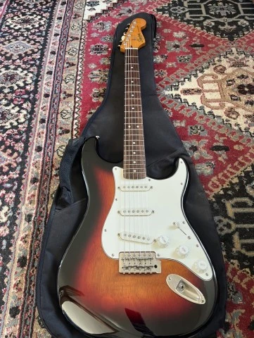 Squier Classic vibe 60s stratocaster