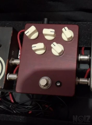 ΝΕΑ ΤΙΜΗ - mi audio cruch box + mxr boos