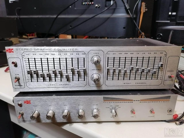 HBK ενισχυτής και γραφικό equalizer.