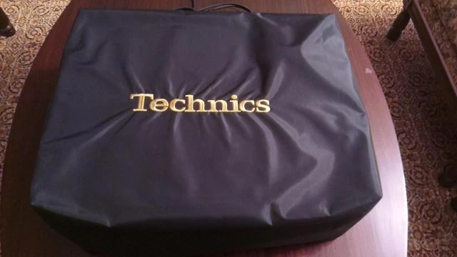 Technics SL-1200 GLD
