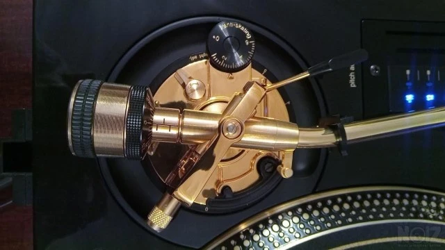 Technics SL-1200 GLD