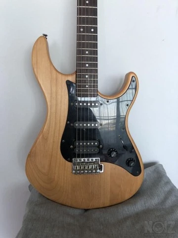Yamaha Pacifica 112