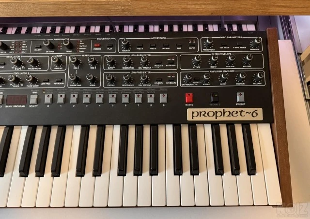 Sequential Prophet 6