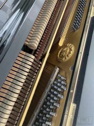 Πιάνο Yamaha U1