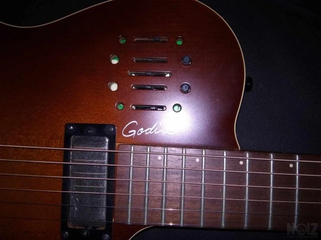 Godin Ακουστική Κιθάρα A6 Ultra Baritone