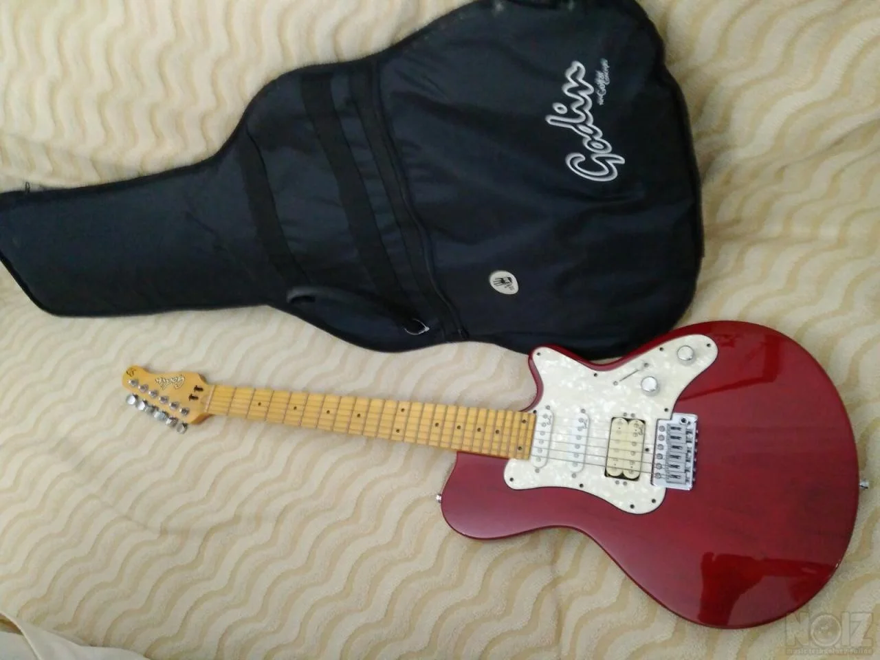 Κιθάρα Godin guitar (24 3/4
