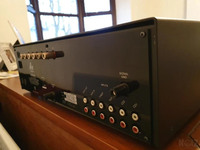 ΛΑΜΠΑΤΟΣ ΕΝΙΣΧΥΤΗΣ AUDIO NOTE SORO Line 
