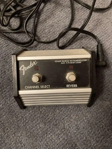 Two button Fender footswitch