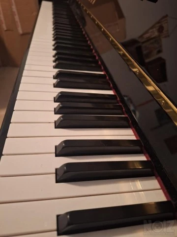 Piano Yamaha B1 μαονι μαύρο γυαλιστερό
