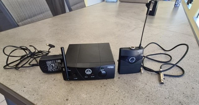 AKG B18 Phantom & AKG WMS40 Mini Instrum