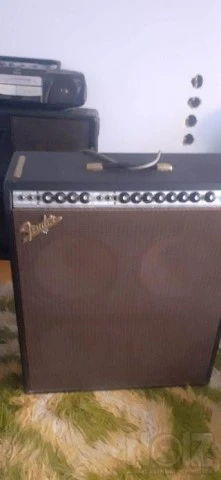 Quad Reverb 2-Channel 100-Watt