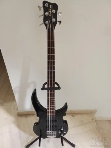 Vampyre  Rock bass by Warwick