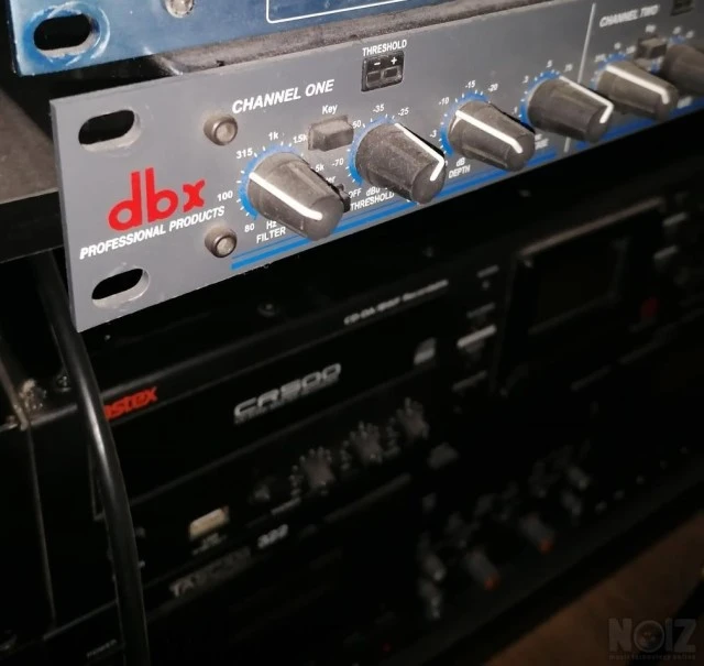 DBX 1074 4-Channel Noise Gate