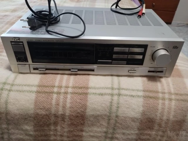 JVC A-K300 Stereo Integrated Amplifier