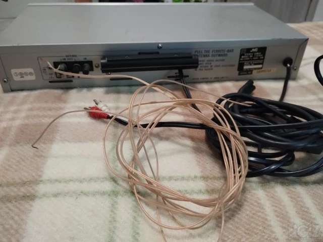 JVC T-K100 Stereo Tuner