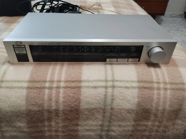 JVC T-K100 Stereo Tuner