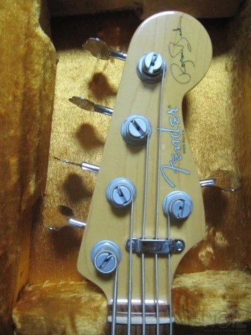Roscoe Beck Signature W/OHSC Sunburst