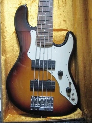 Roscoe Beck Signature W/OHSC Sunburst