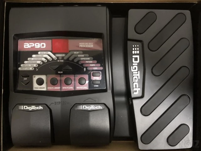 DigiTech BP 90 Bass Multi-Effects Proces