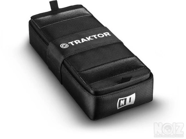 Traktor Kontrol X1 Mk2 with Original Cas
