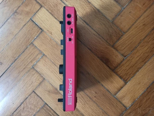 ROLAND E-4 Voice Tweaker