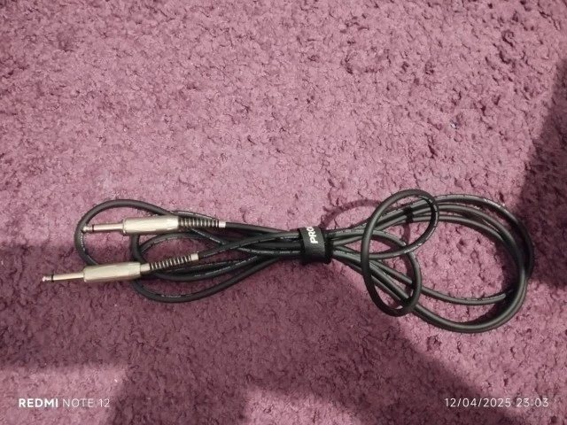 Fender_  ηλεκτρική κιθάρα με ενισχυτή κα